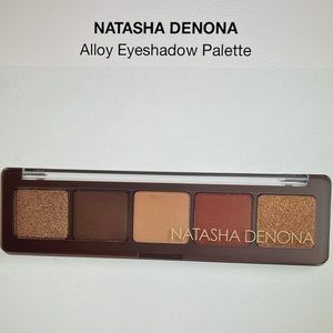 Natasha Denona 5 eyeshadow palette.